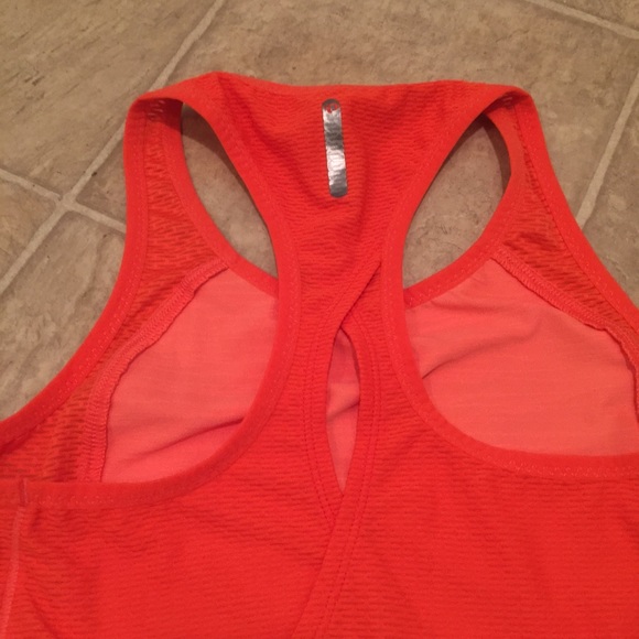 Pearl Izumi Run Top - Picture 4 of 7