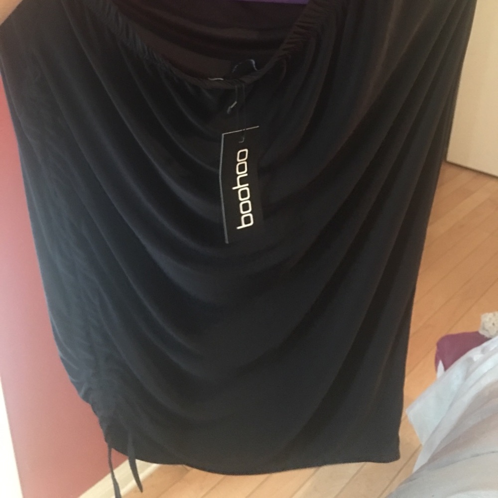 Black  new skirt  with cinched tied bottom