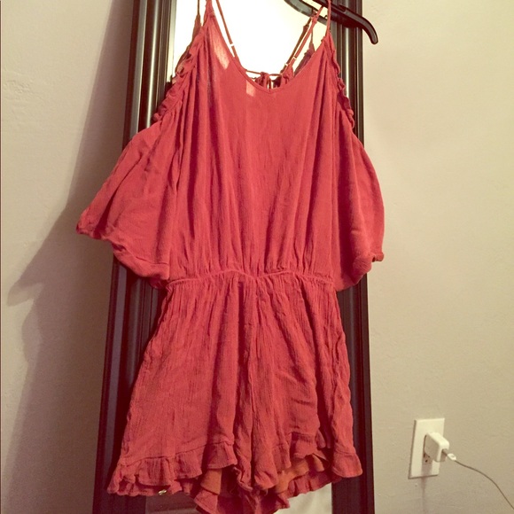 Frilly romper with deep open back 💕 - Picture 1 of 5