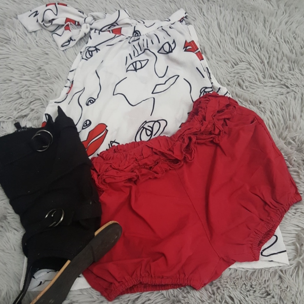 Leoghton Alexander Short Set