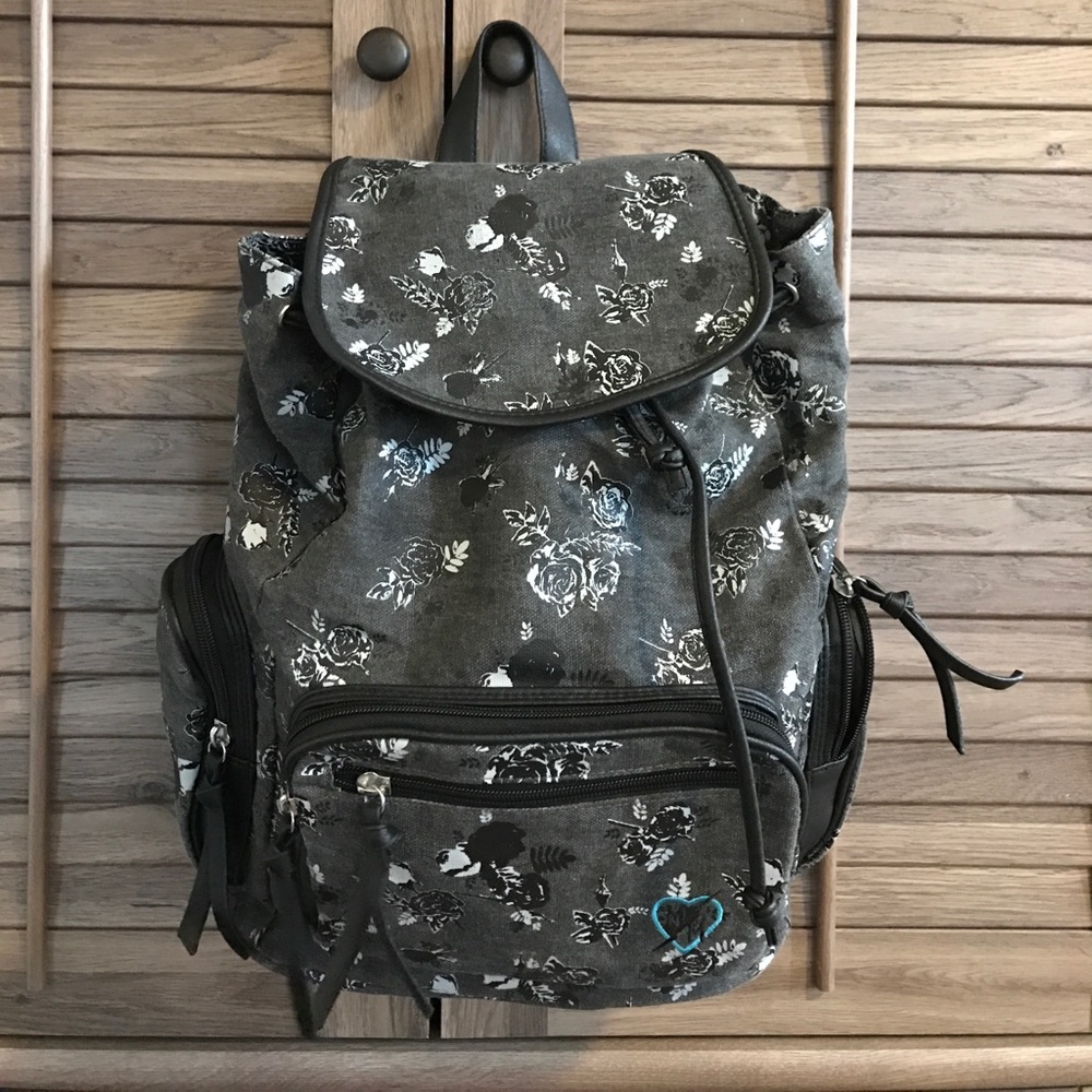 Metal mulisha backpack