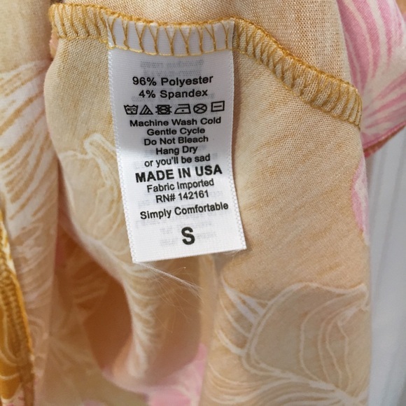 NWT Lularoe Carly - hibiscus flowers 🌺 SOLD - Picture 3 of 3