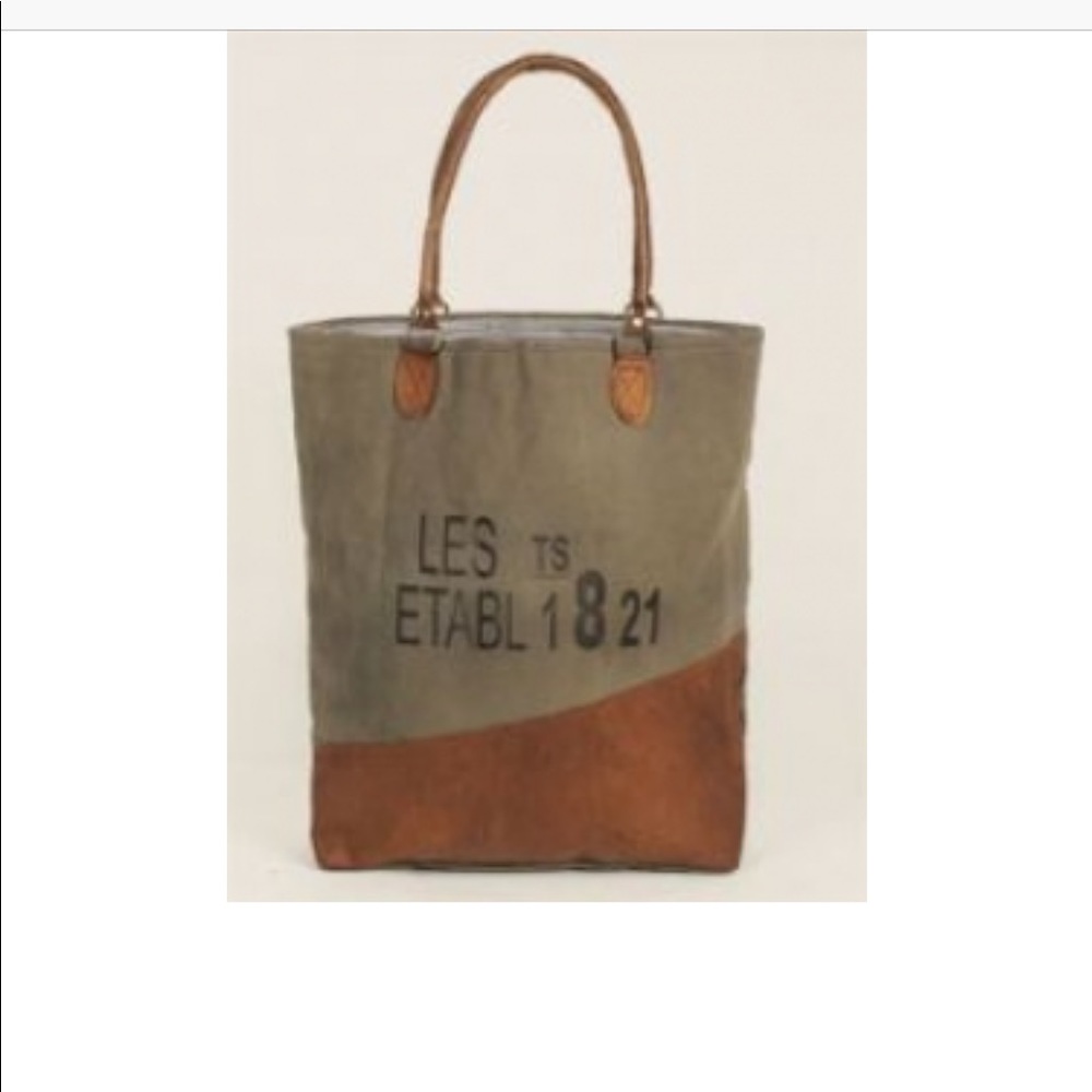 TOTE - Picture 2 of 3