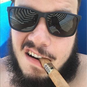 Meet your Posher, Austin