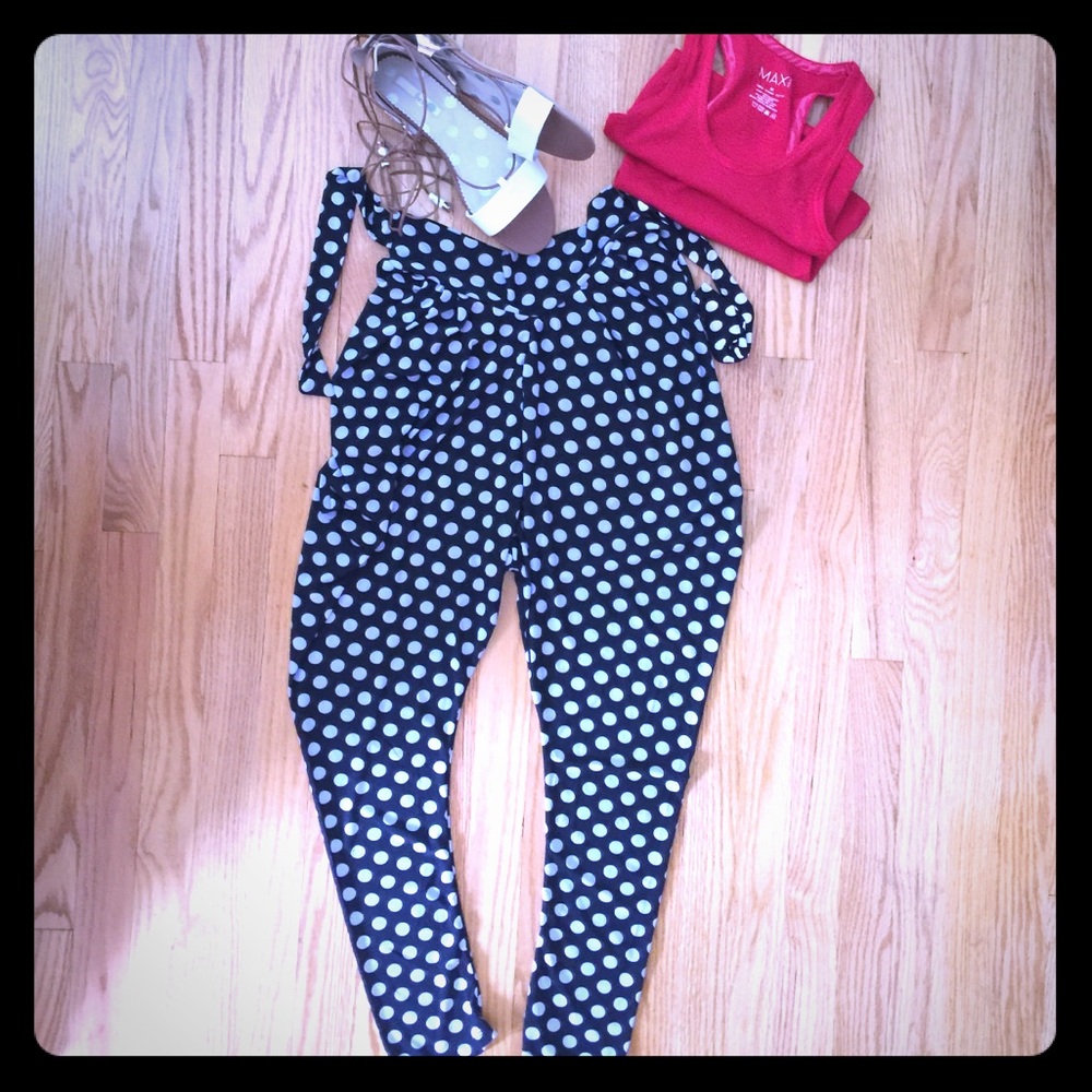 Polka dot pants 👖