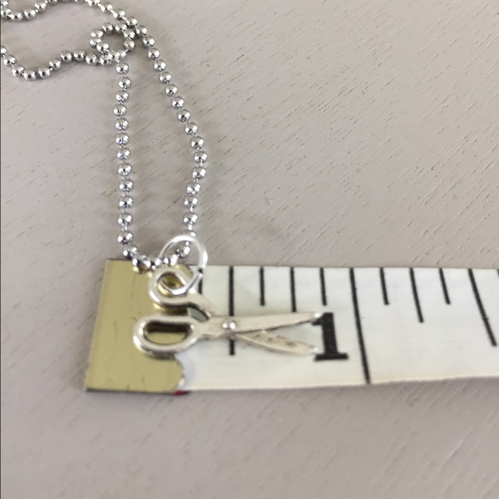 Petite Scissor Necklace NWT - Picture 7 of 7
