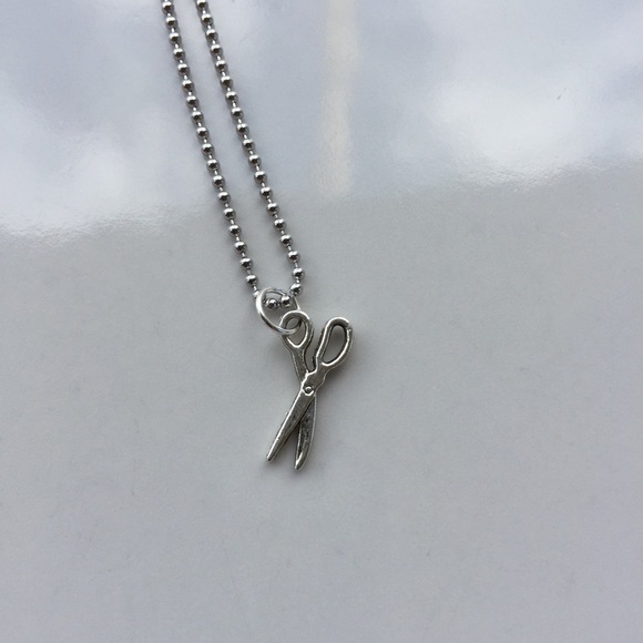 Petite Scissor Necklace NWT - Picture 6 of 7