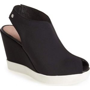 Donald J Pliner Peep Toe Wedge
