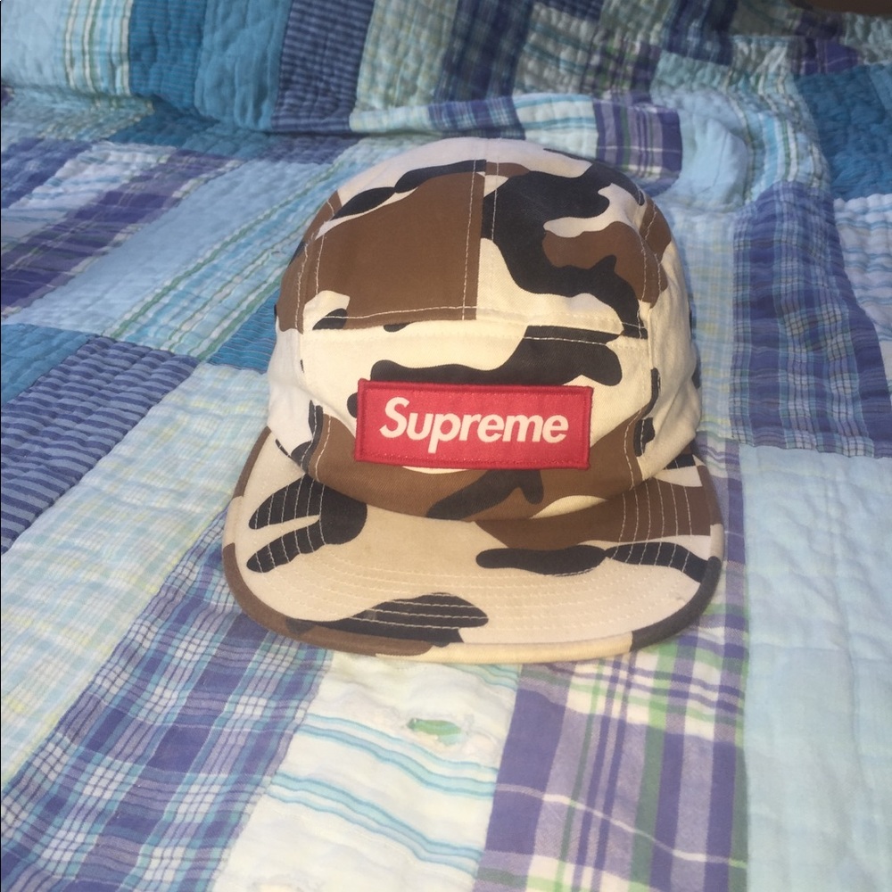 Supreme camo 5 panel