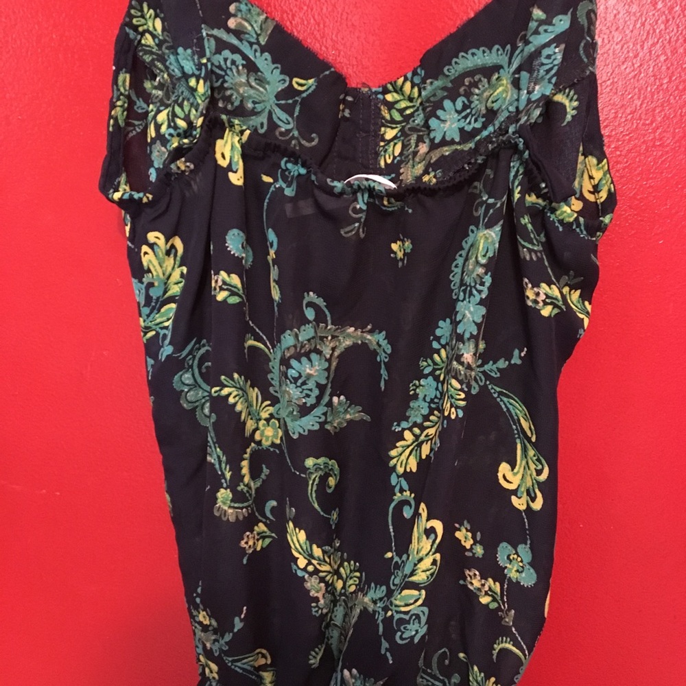 Xs Kira Pac sun shirt