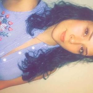 Meet your Posher, Thalía