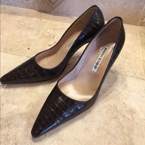 Manolo Blahnik Crocodile BB Pumps EUC 🎉SALE!!! 🎉