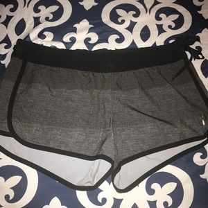 Hurley women shorts
