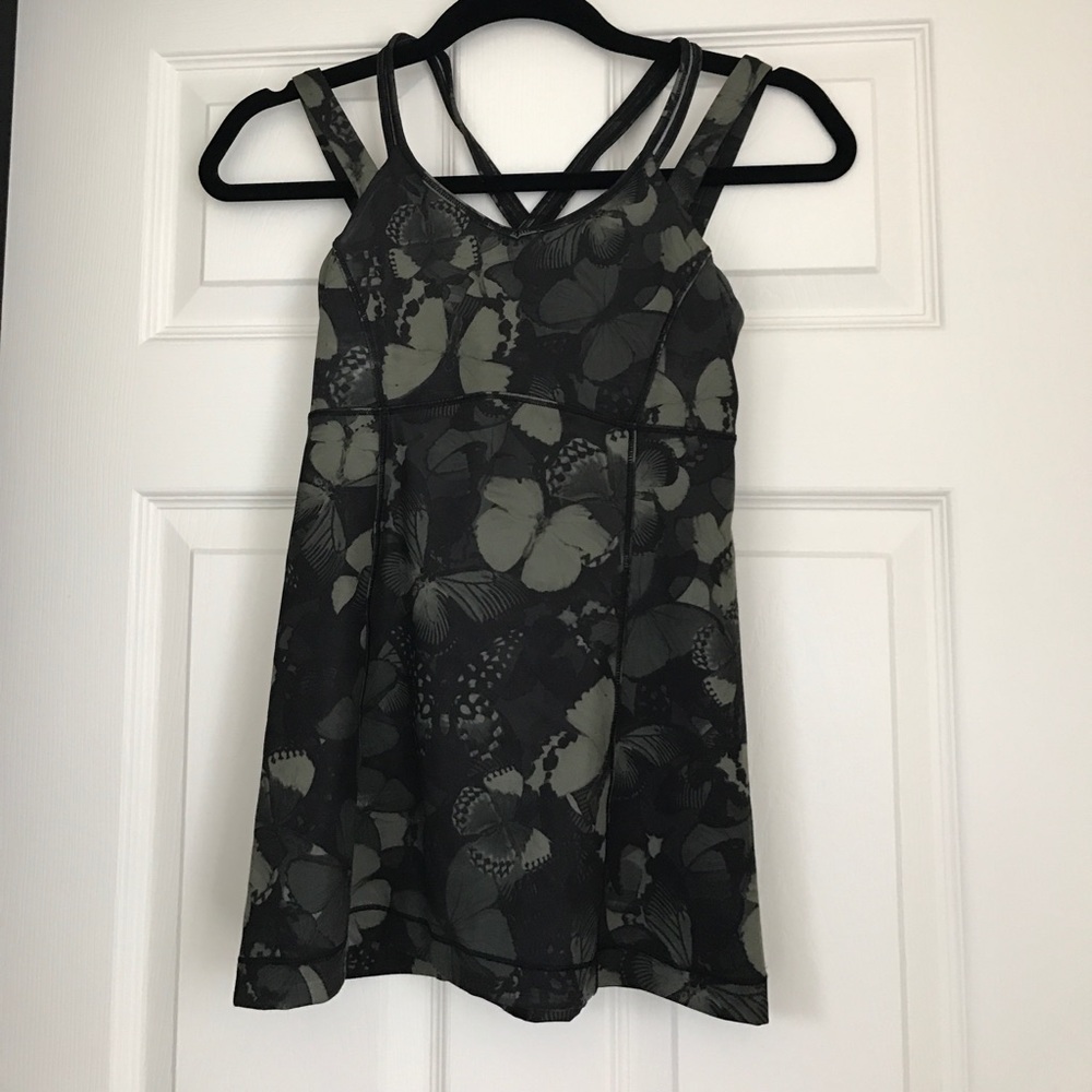 Lululemon tank