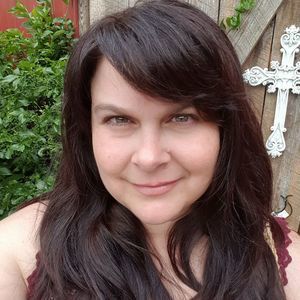 Meet your Posher, Roxanne