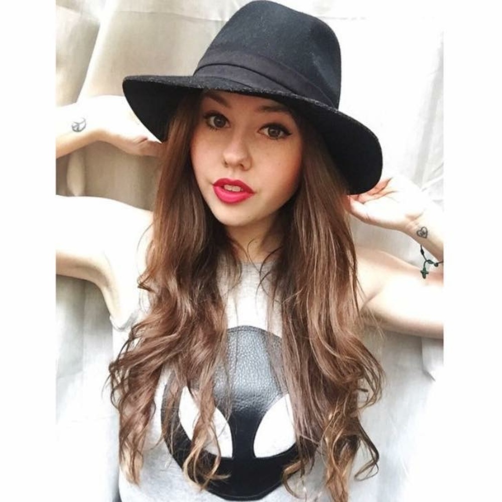 Syd and Mallory tank