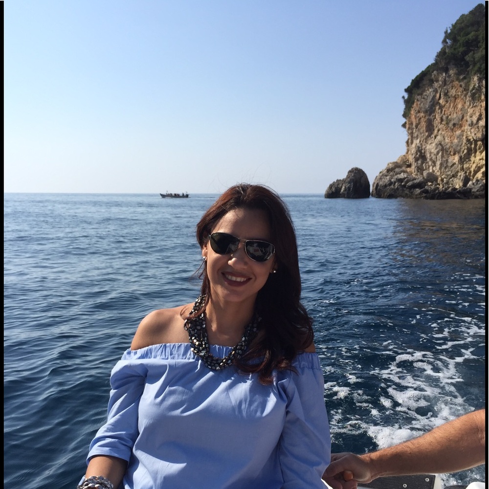 Meet your Posher, Vanessa