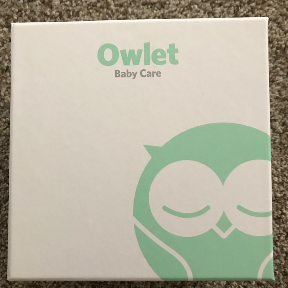 Owlet baby monitoring unit