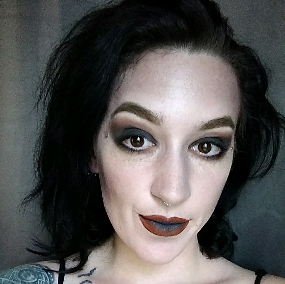 Meet your Posher, Kari