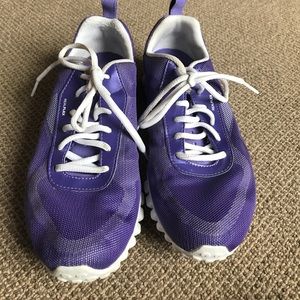 Purple Reebok Real flex