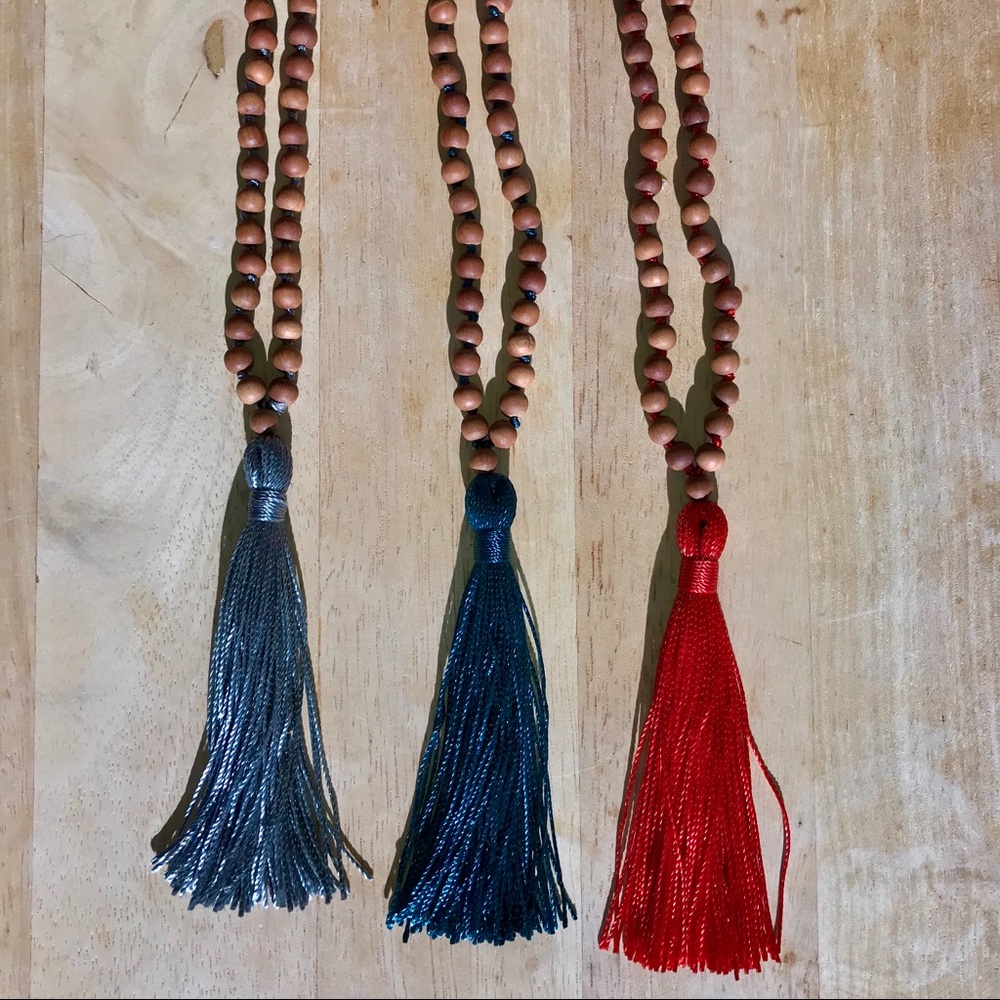 ⭐️RESTOCK⭐️ Sandalwood Mala Necklace 📿