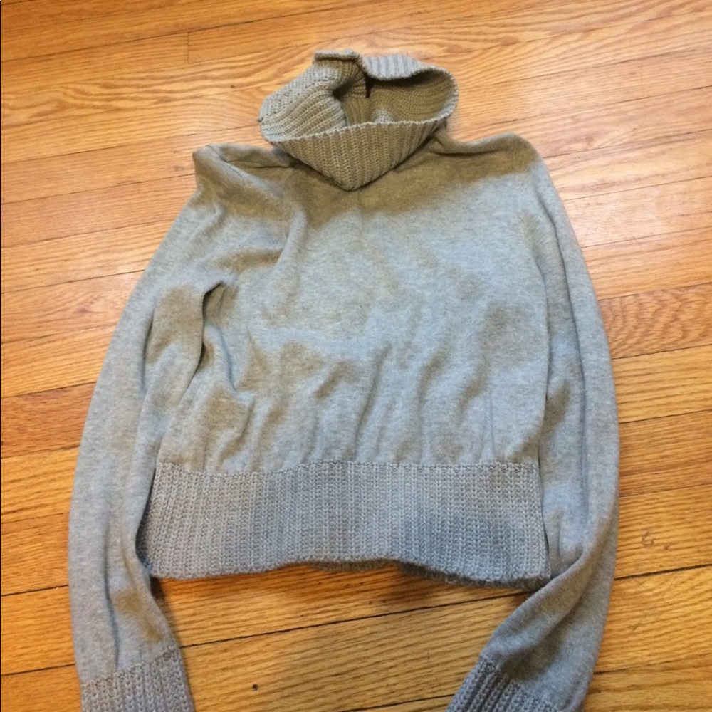 Mossimo gray sweater - Picture 5 of 5