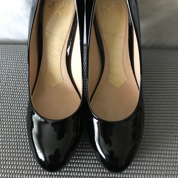 Shoes - Picture 4 of 5