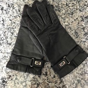 Fendi Black Leather Gloves 7 Fendi Logo PRICE DROP