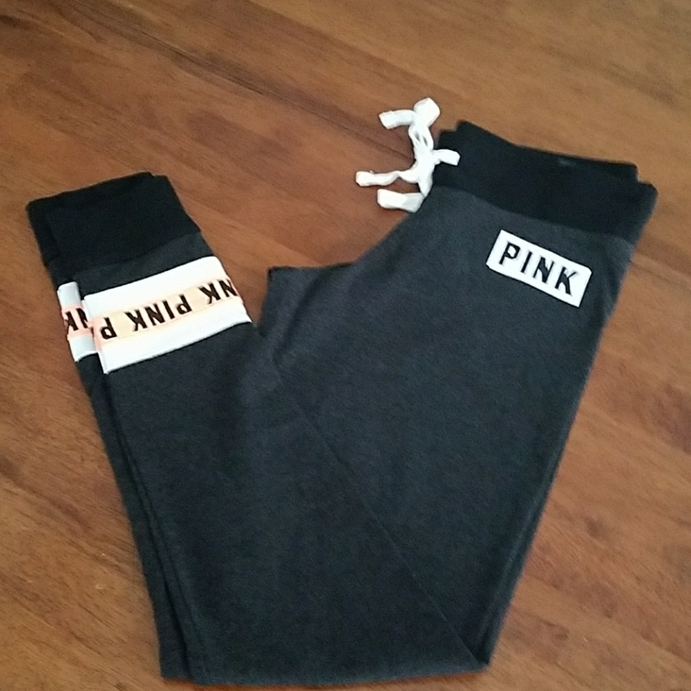 PINK campus leggings