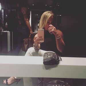 Meet your Posher, Dana