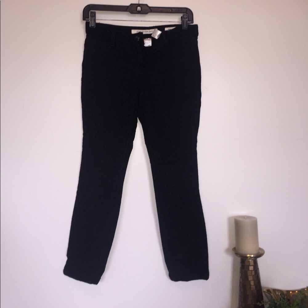 JONES NEW YORK Black Velvet Leopard Skinny Jeans