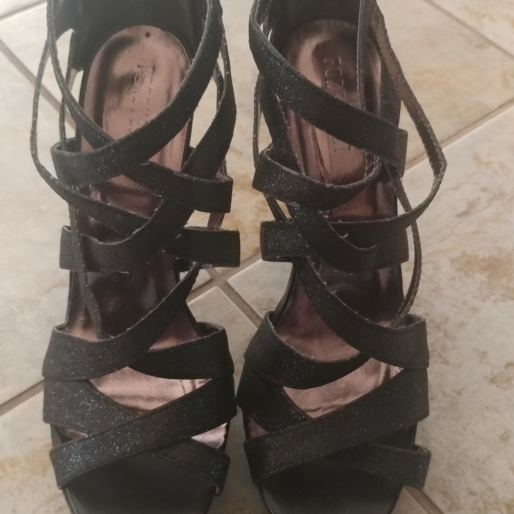 Forever 21 size 9 heels