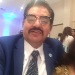 Meet your Posher, Abdul