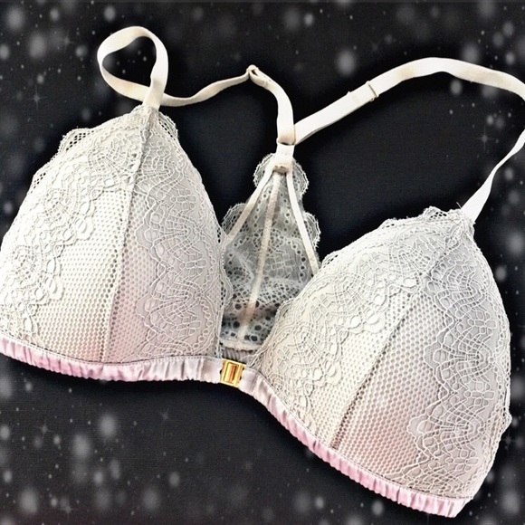 Beautiful Light Bra🌺Bundleable! - Picture 3 of 3