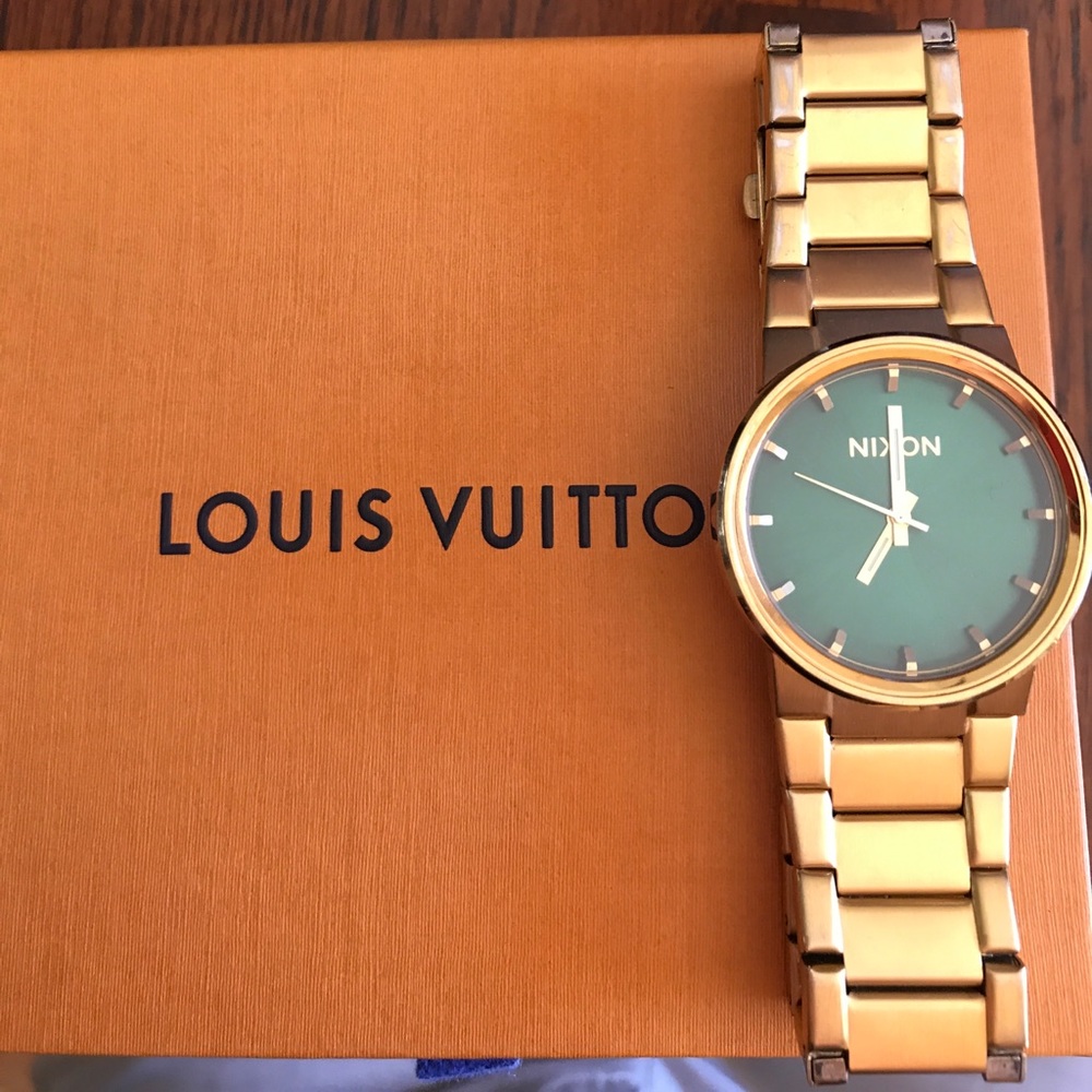 Green Face Nixon cannon watch