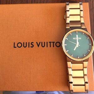 Green Face Nixon cannon watch