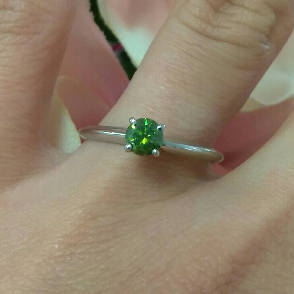 MAKE OFFER .40ct Green Diamond Solitaire