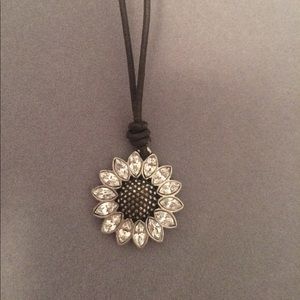Fossil Daisy Necklace