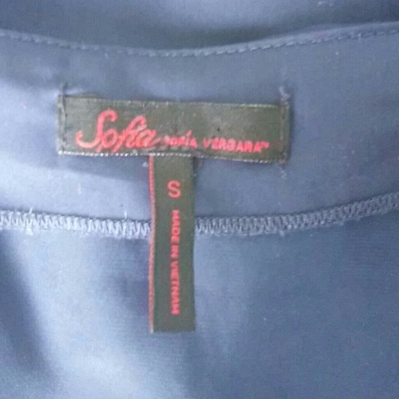 ๐HP๐Sofia Vergara Midnight Ruffle Halter Top - Picture 5 of 8