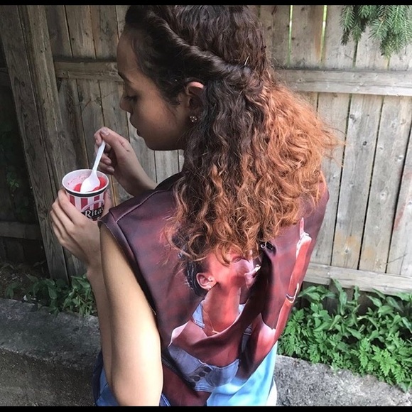 Sleeves Sweatshirt - Picture 1 of 3