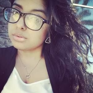 Meet your Posher, Gloria