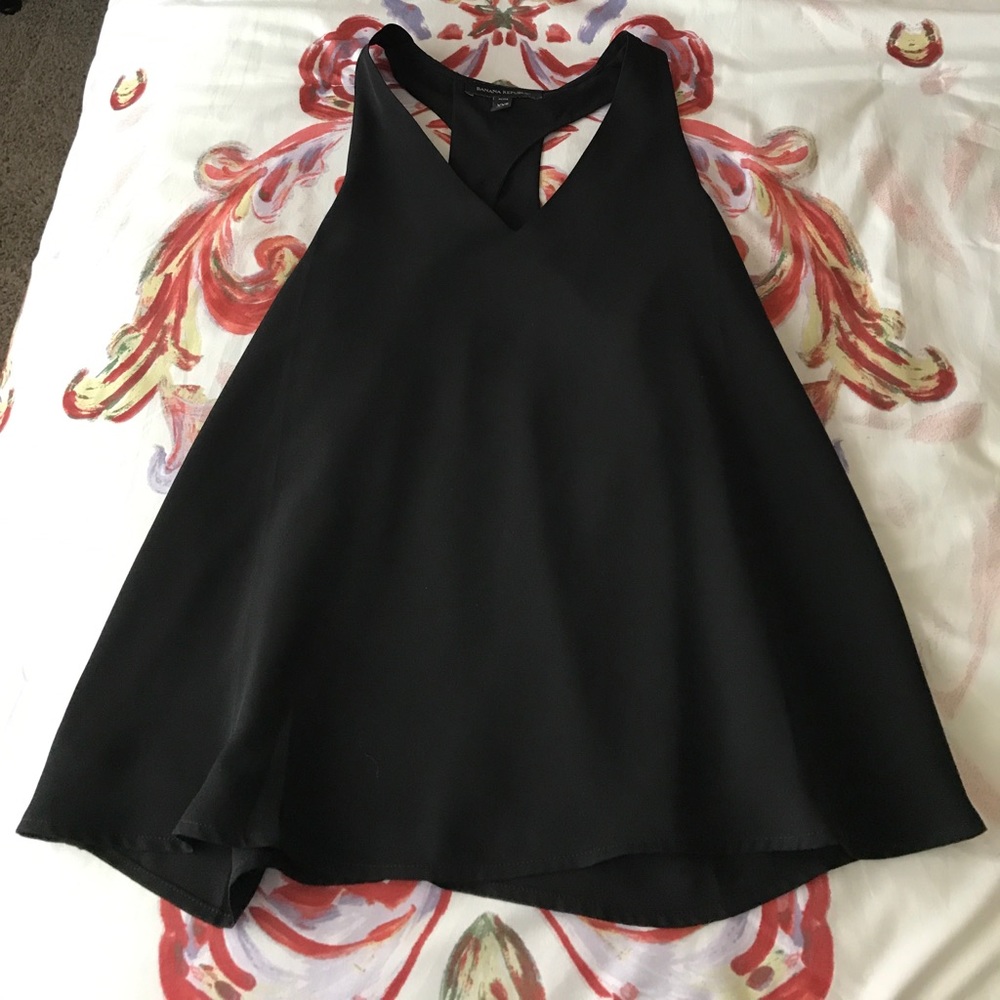 Black flowy tank top