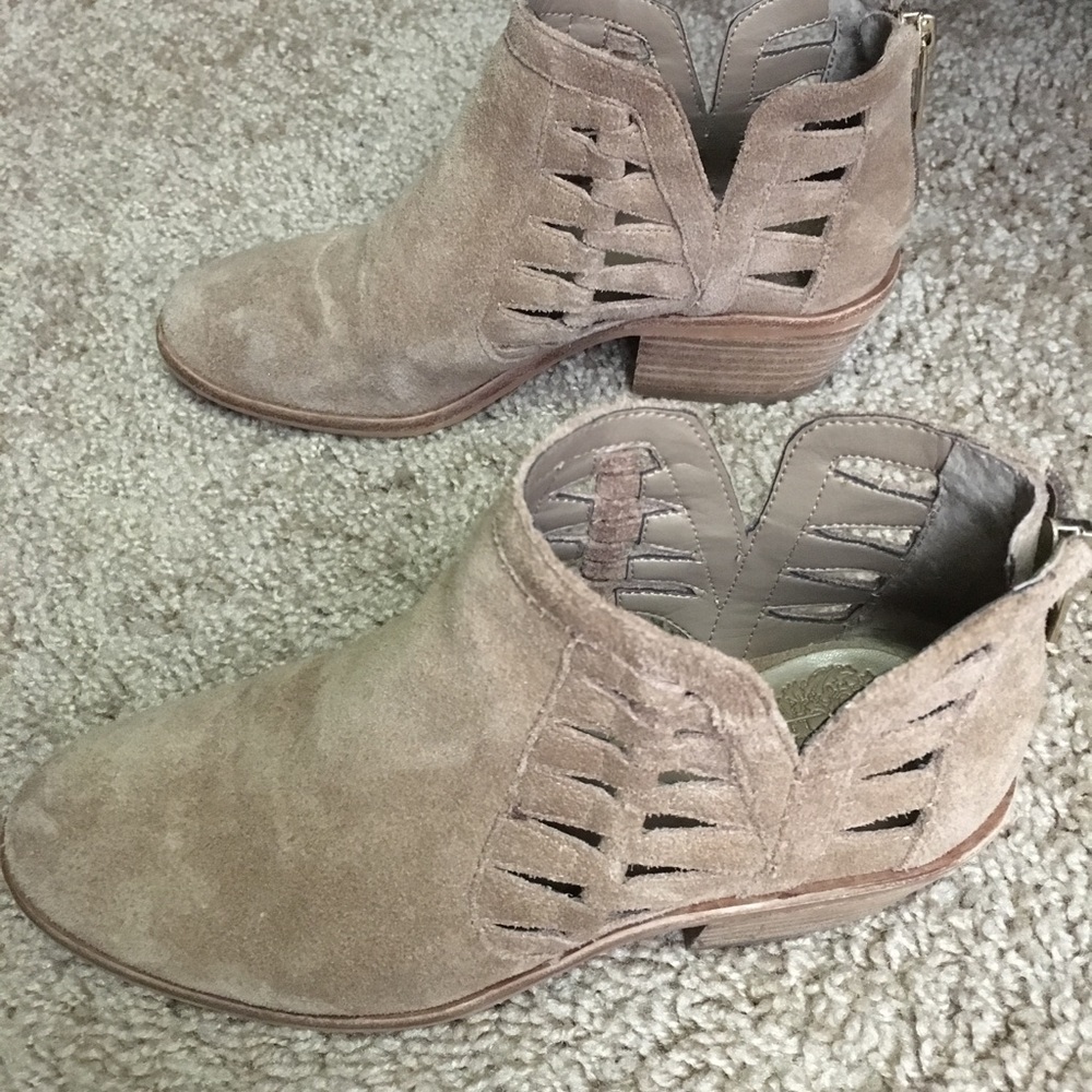 Vince Camputo size4