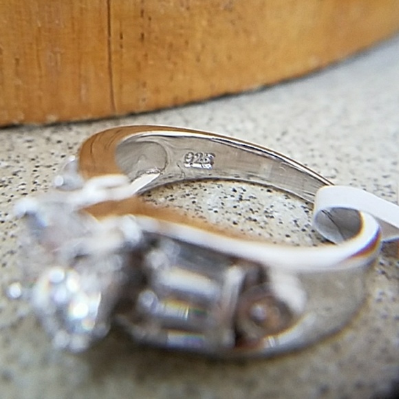 14k Gold plated Engagement Ring 2ct Round - Picture 8 of 13