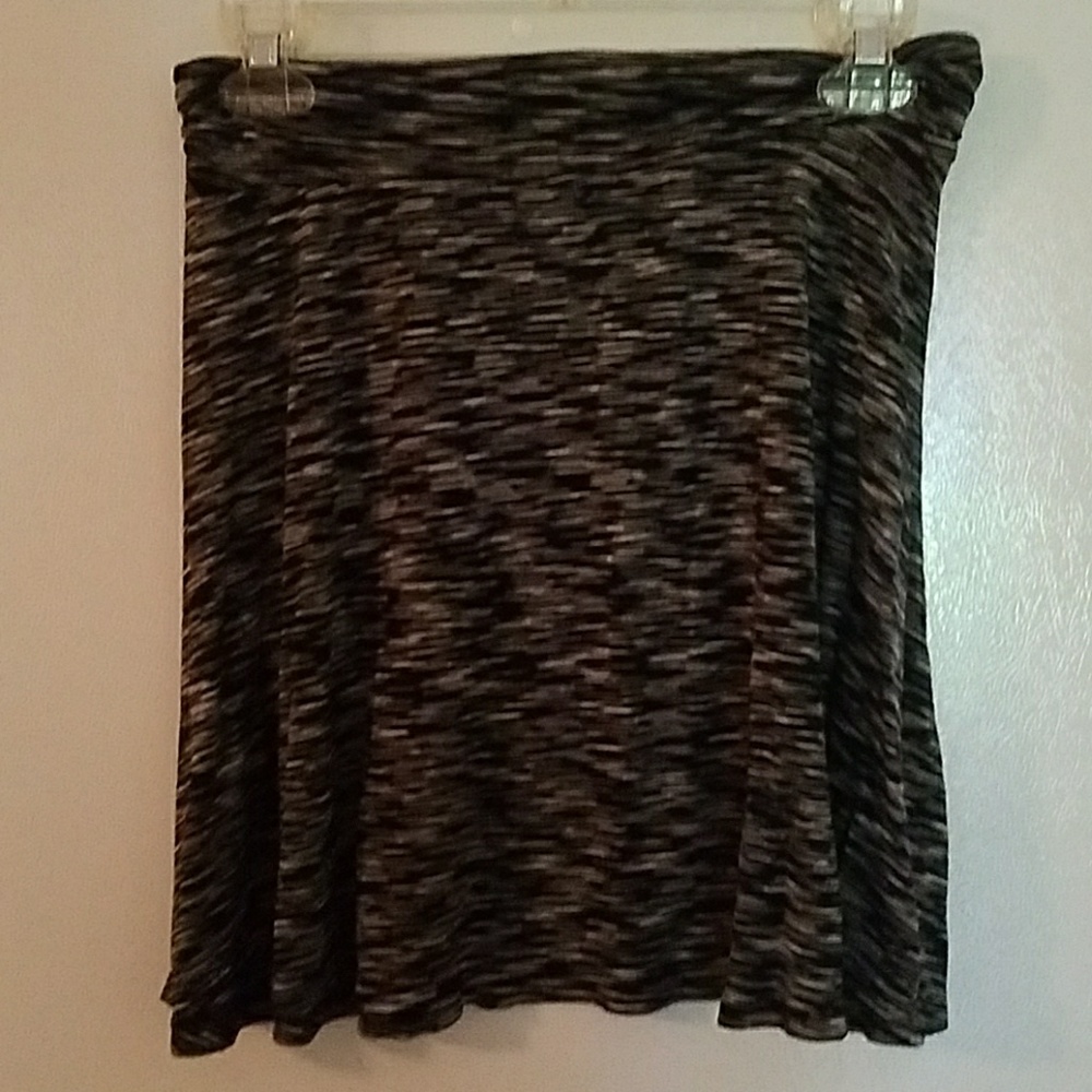Never worn cute skirt!!