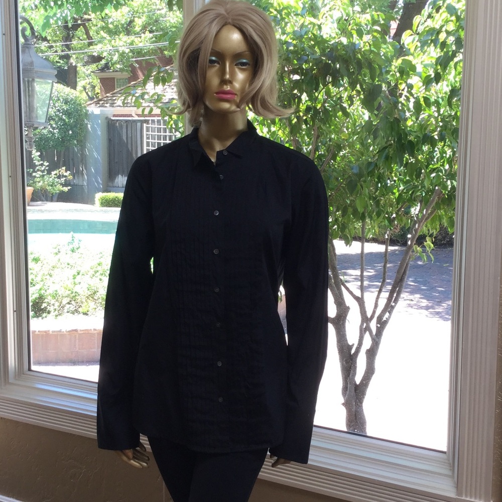 Black blouse with beautiful detail