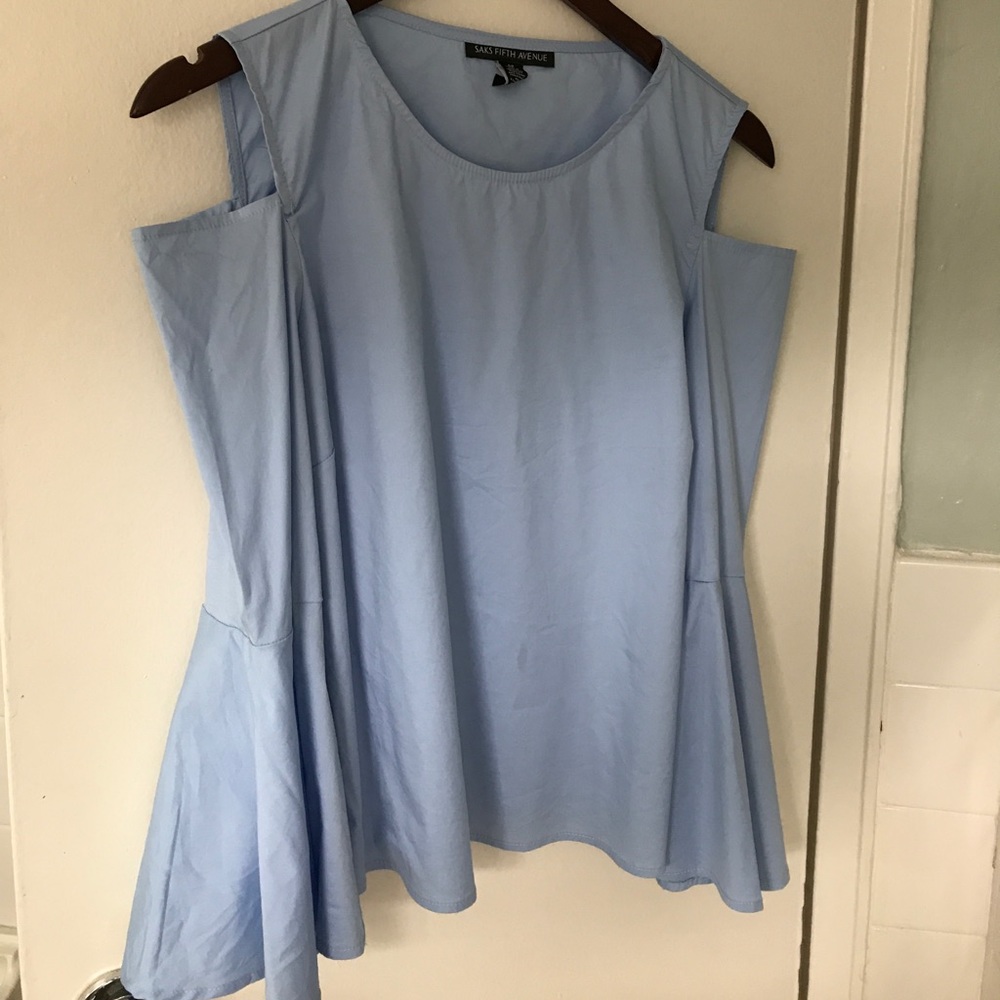 Sak's 5th Ave blue top in XS. I wore it twice