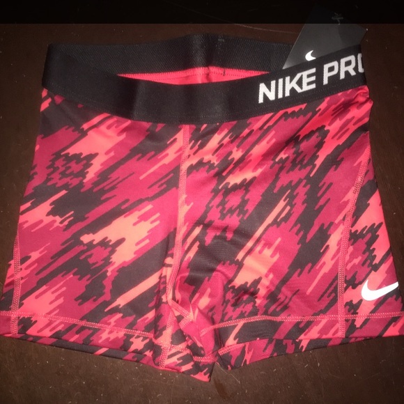 ‼️LAST PAIR ‼️$23 OFF RETAIL $48🌺NWT NIKE🌺 - Picture 2 of 2