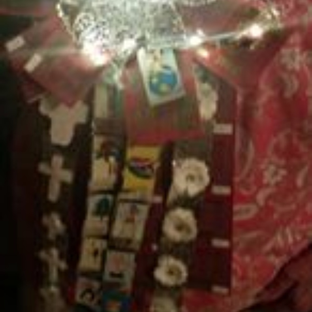 Mum - Picture 3 of 3