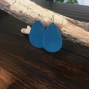 Nickel & Suede teal leather earrings